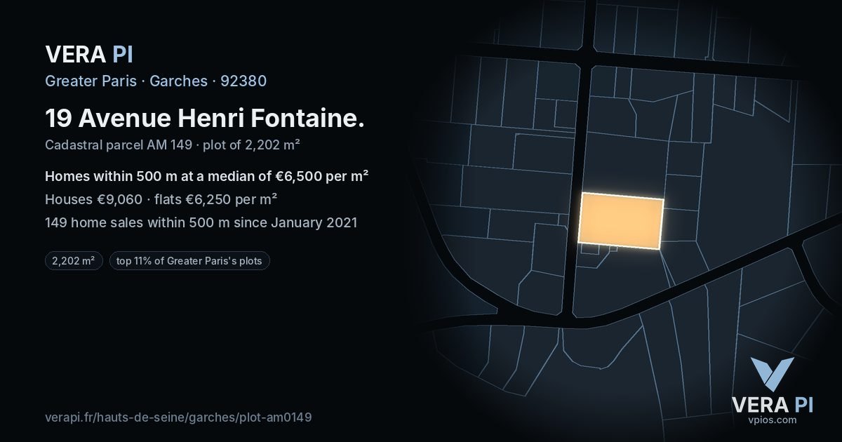 19 Avenue Henri Fontaine, Garches at night – the plot lit, the parcels around coloured by the prices near them