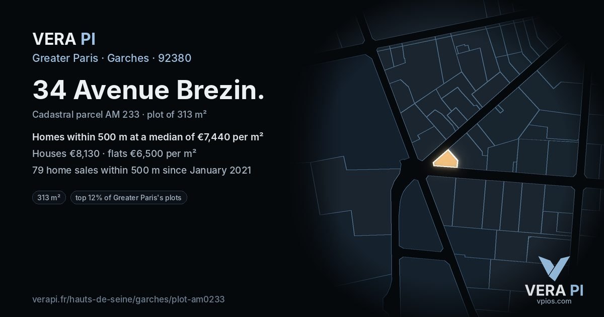 34 Avenue Brezin, Garches at night – the plot lit, the parcels around coloured by the prices near them