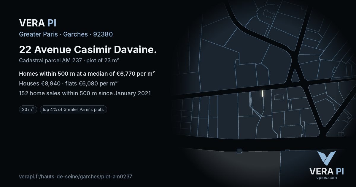 22 Avenue Casimir Davaine, Garches at night – the plot lit, the parcels around coloured by the prices near them