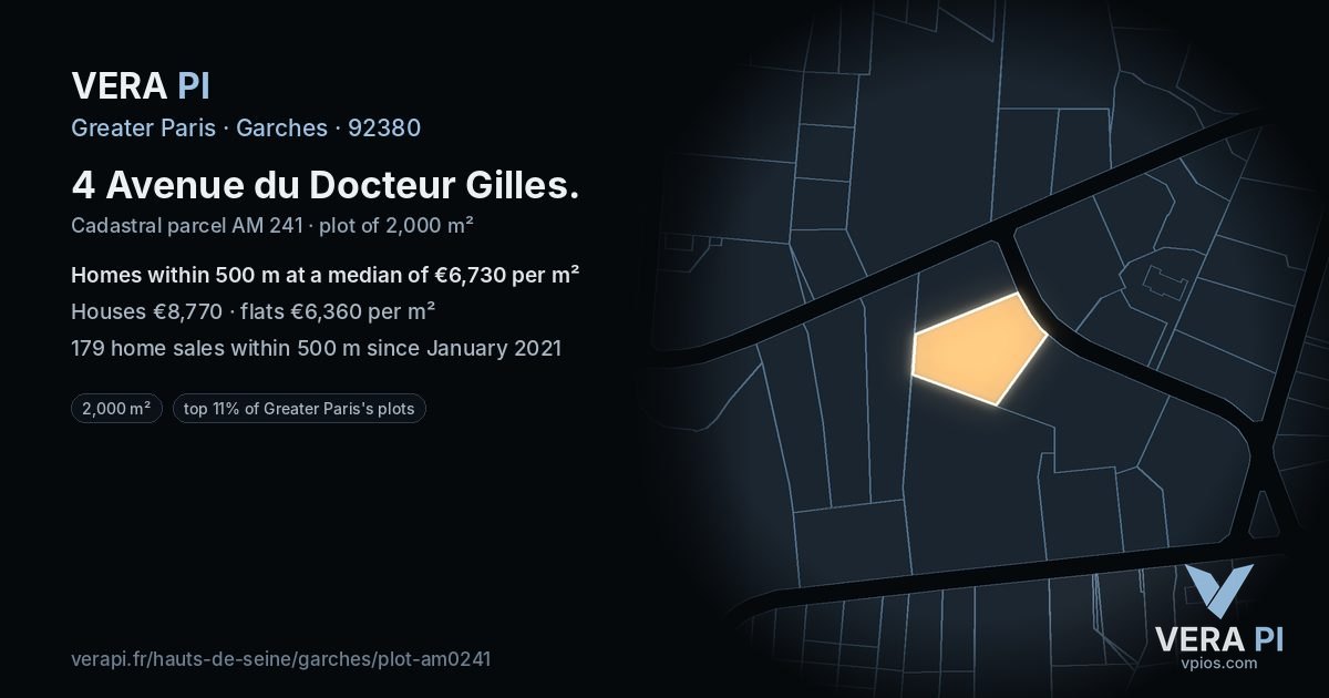 4 Avenue du Docteur Gilles, Garches at night – the plot lit, the parcels around coloured by the prices near them