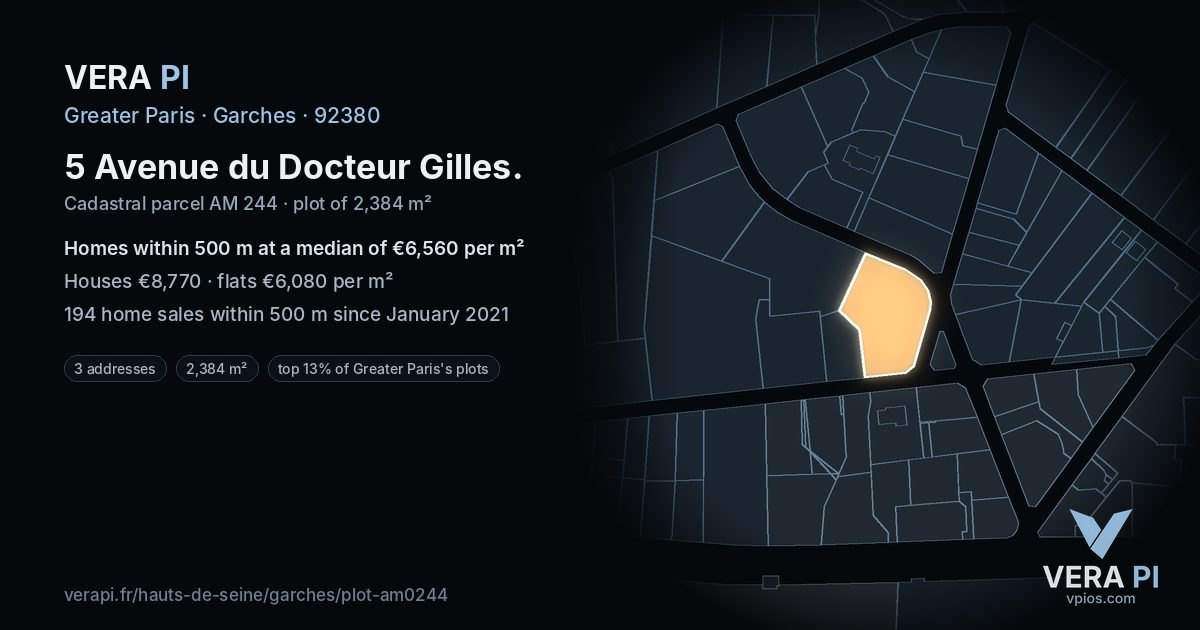 5 Avenue du Docteur Gilles, Garches at night – the plot lit, the parcels around coloured by the prices near them