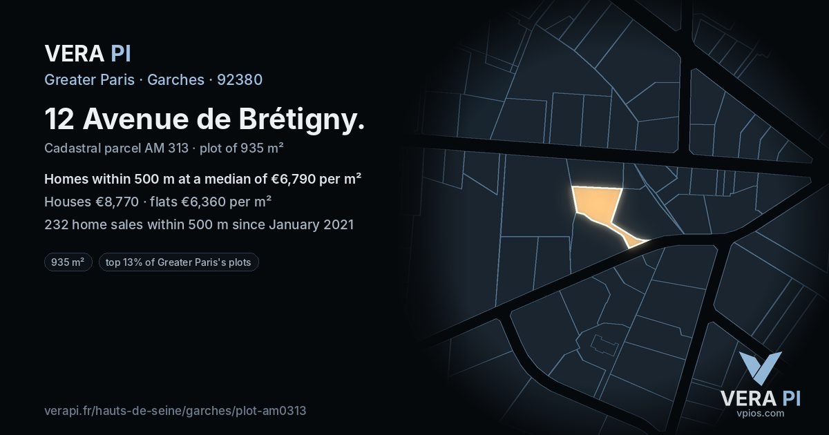 12 Avenue de Brétigny, Garches at night – the plot lit, the parcels around coloured by the prices near them