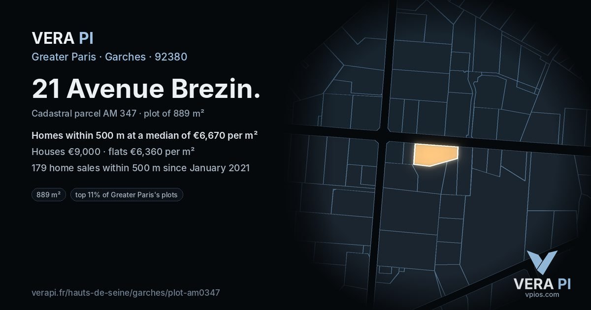 21 Avenue Brezin, Garches at night – the plot lit, the parcels around coloured by the prices near them