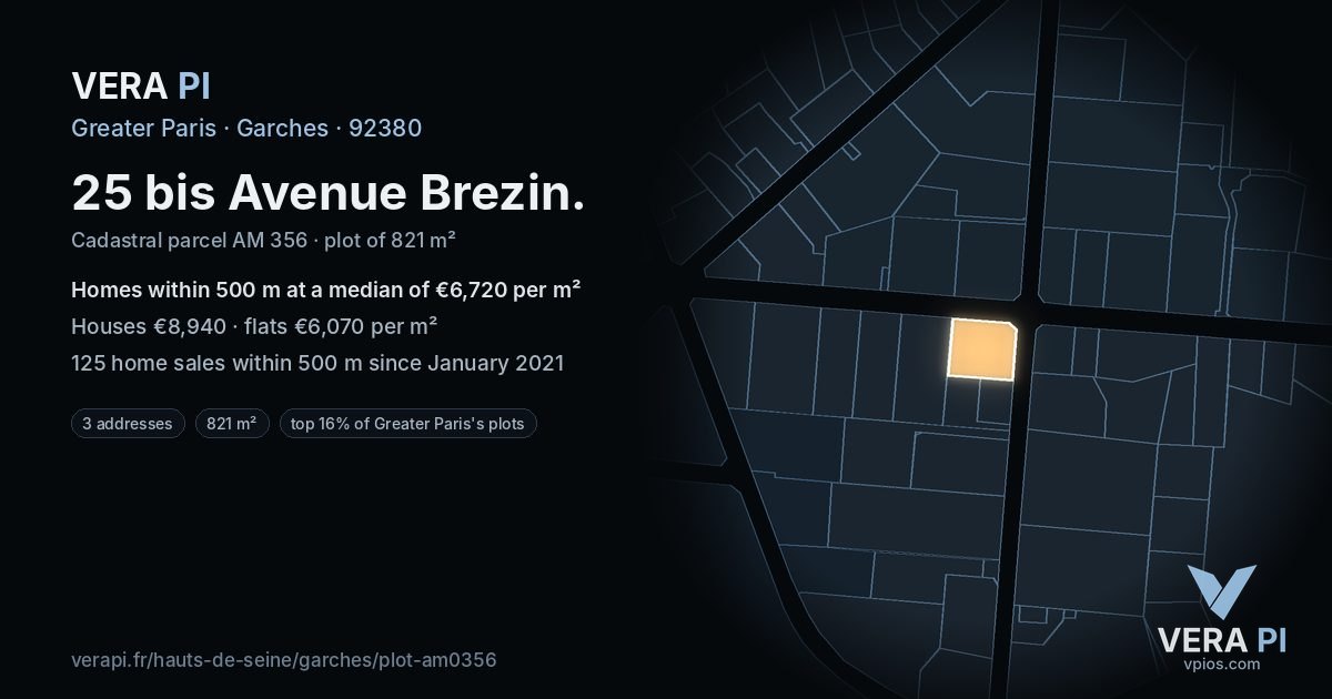 25 bis Avenue Brezin, Garches at night – the plot lit, the parcels around coloured by the prices near them