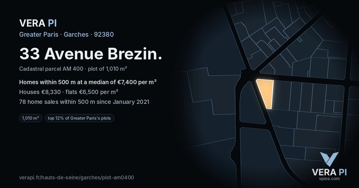 33 Avenue Brezin, Garches at night – the plot lit, the parcels around coloured by the prices near them