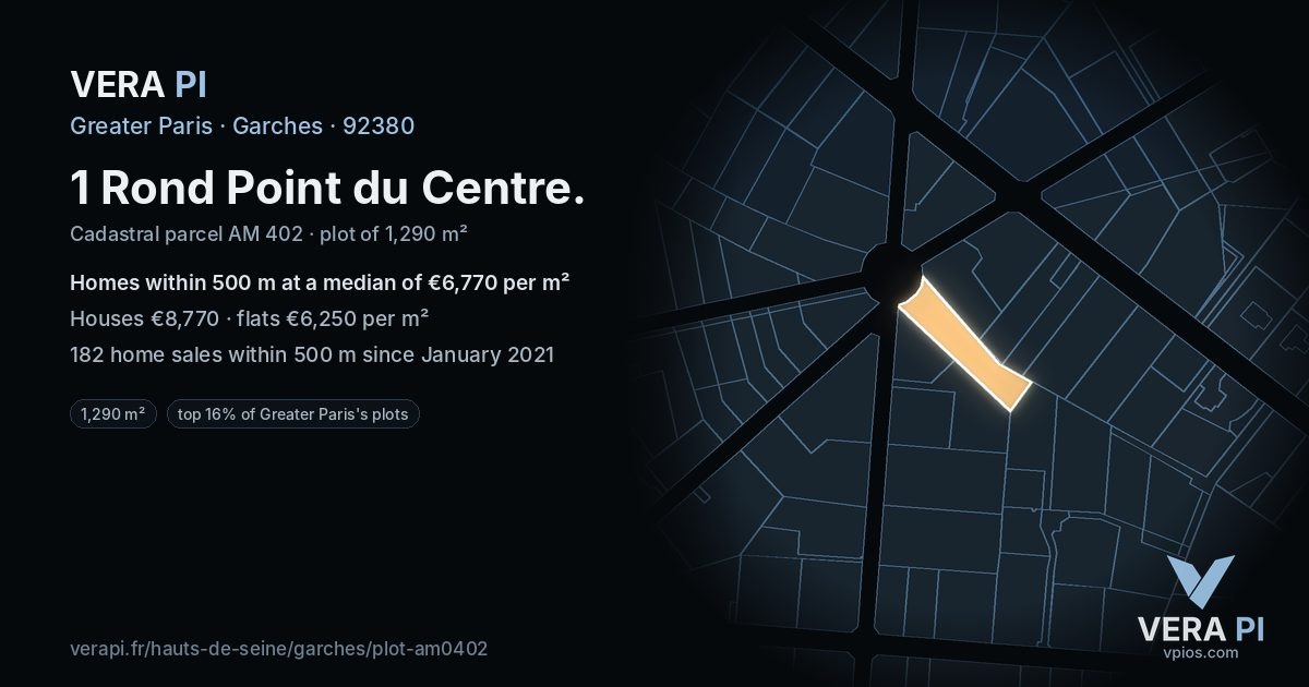 1 Rond Point du Centre, Garches at night – the plot lit, the parcels around coloured by the prices near them