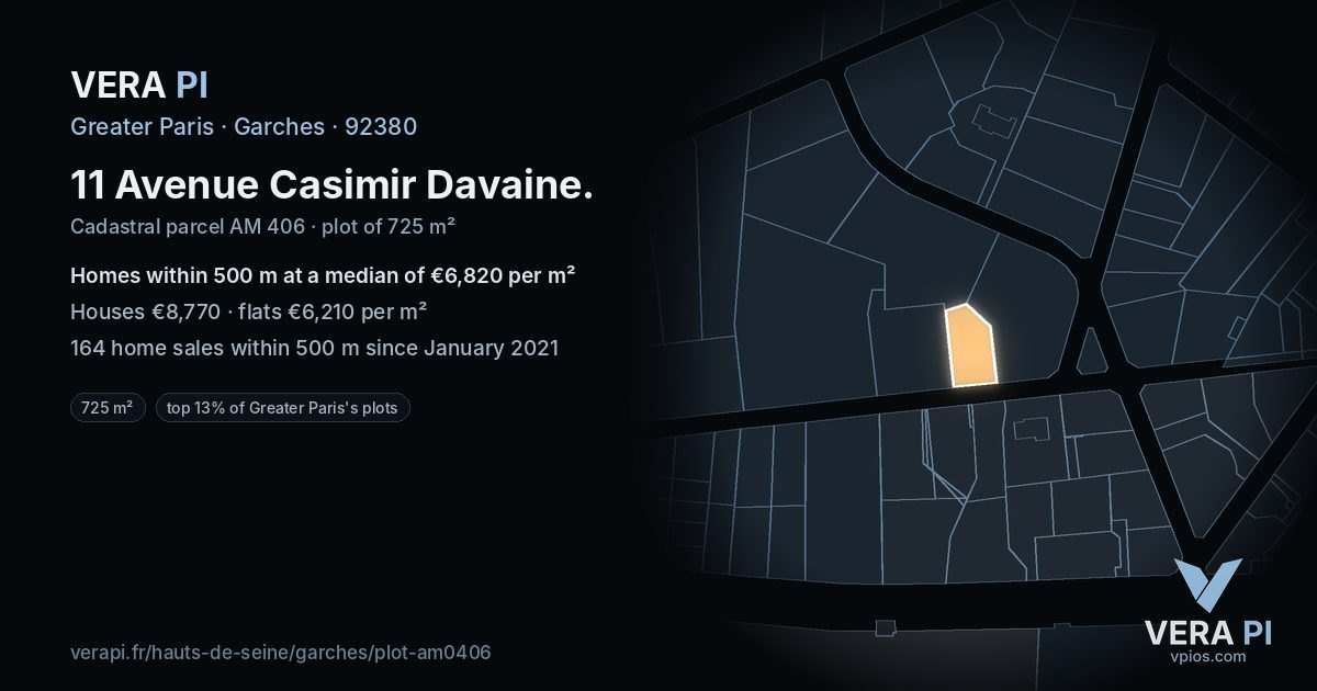 11 Avenue Casimir Davaine, Garches at night – the plot lit, the parcels around coloured by the prices near them