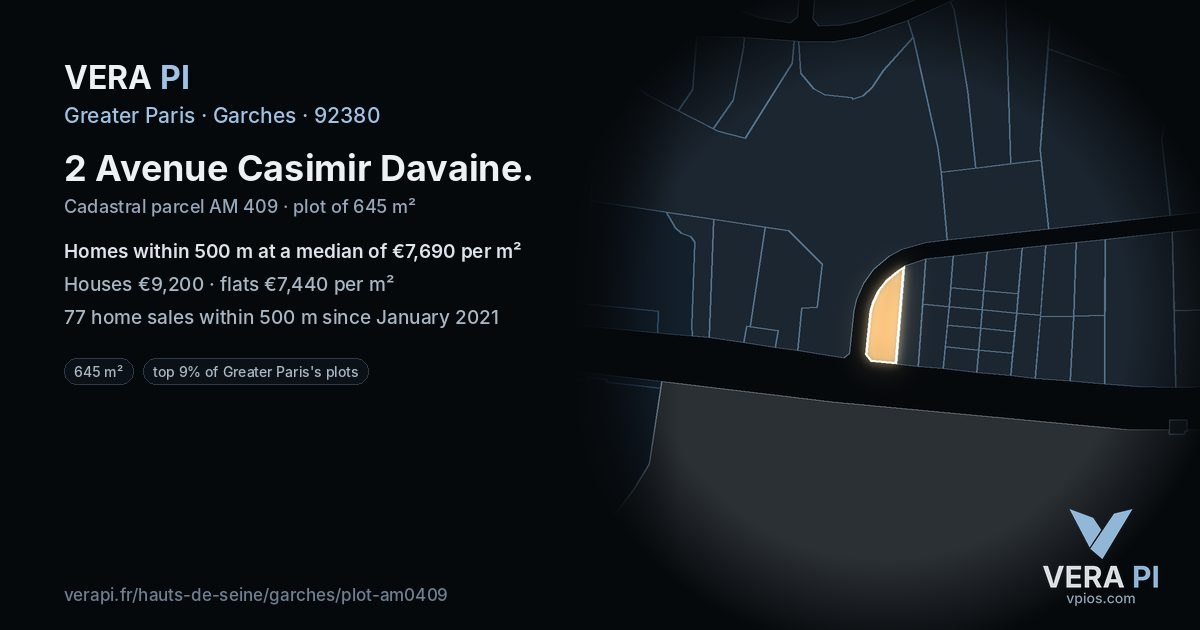 2 Avenue Casimir Davaine, Garches at night – the plot lit, the parcels around coloured by the prices near them