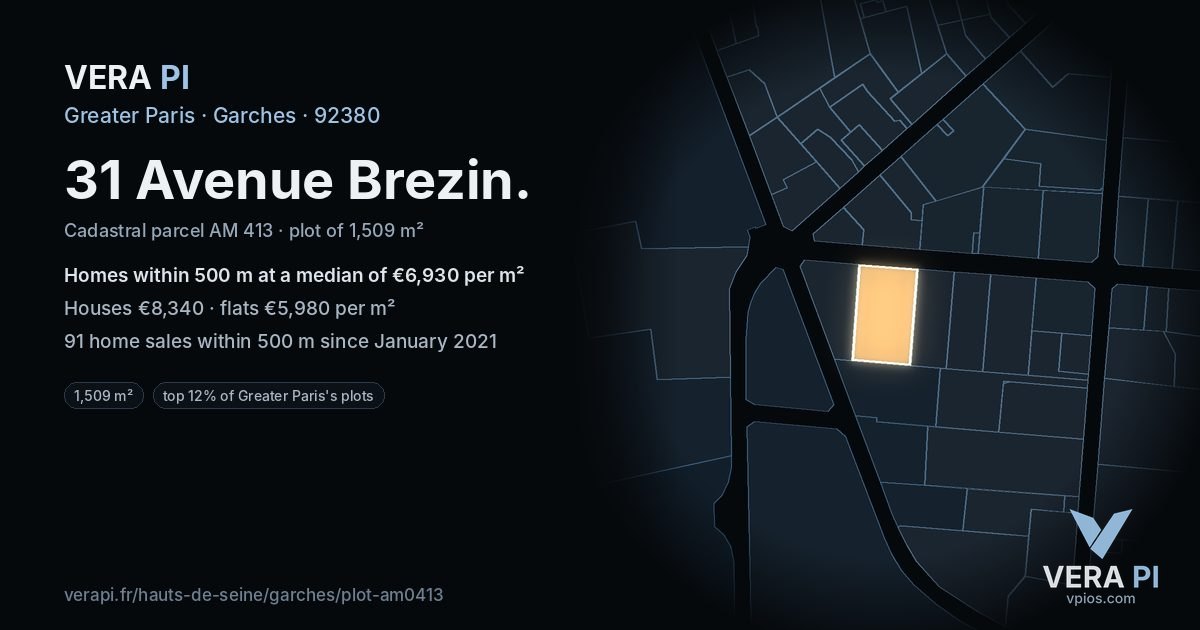 31 Avenue Brezin, Garches at night – the plot lit, the parcels around coloured by the prices near them