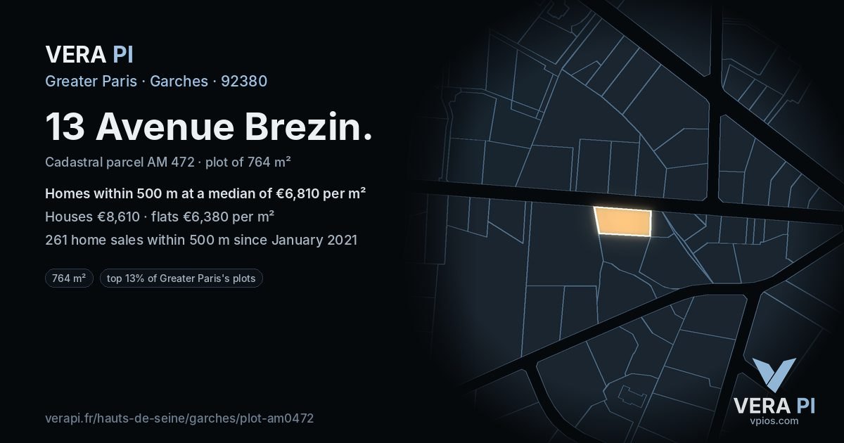 13 Avenue Brezin, Garches at night – the plot lit, the parcels around coloured by the prices near them