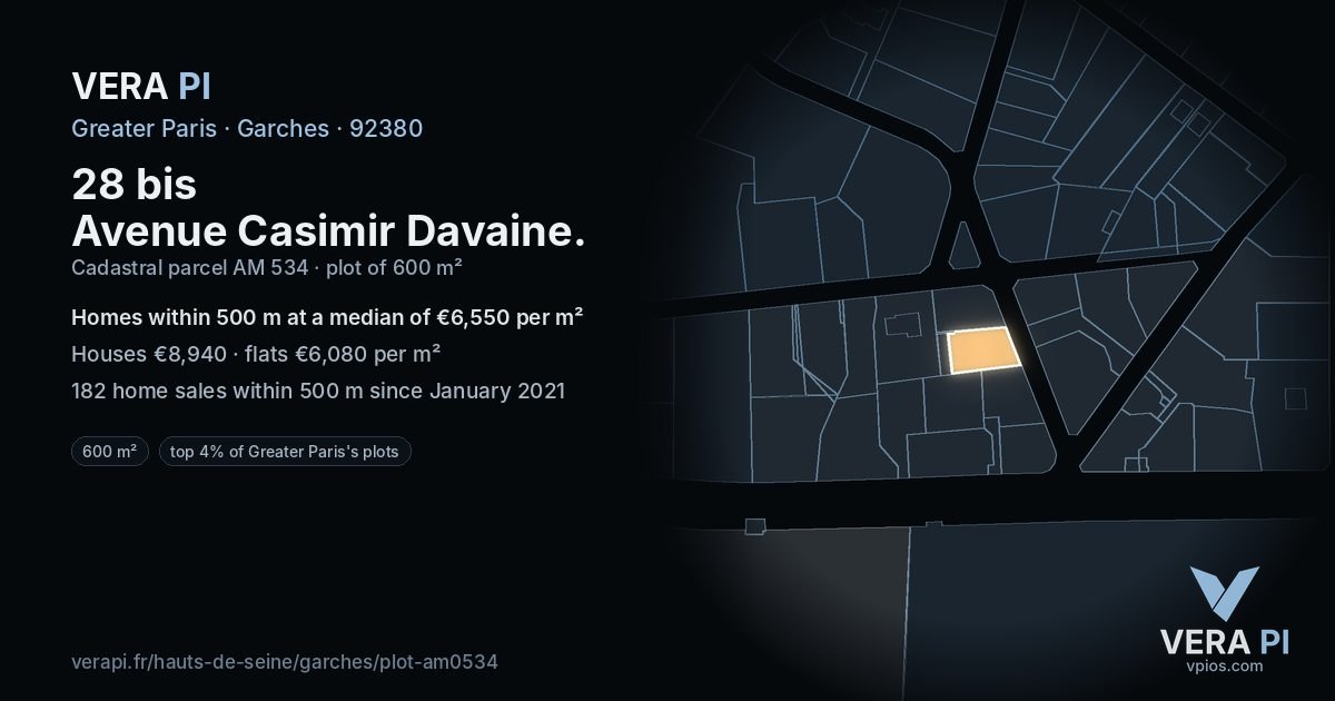 28 bis Avenue Casimir Davaine, Garches at night – the plot lit, the parcels around coloured by the prices near them