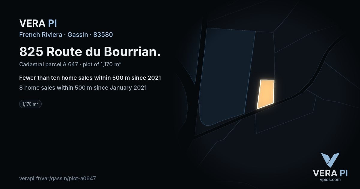 825 Route du Bourrian, Gassin at night – the plot lit, the parcels around coloured by the prices near them