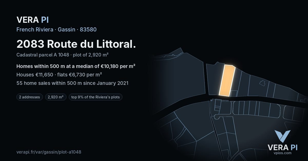2083 Route du Littoral, Gassin at night – the plot lit, the parcels around coloured by the prices near them