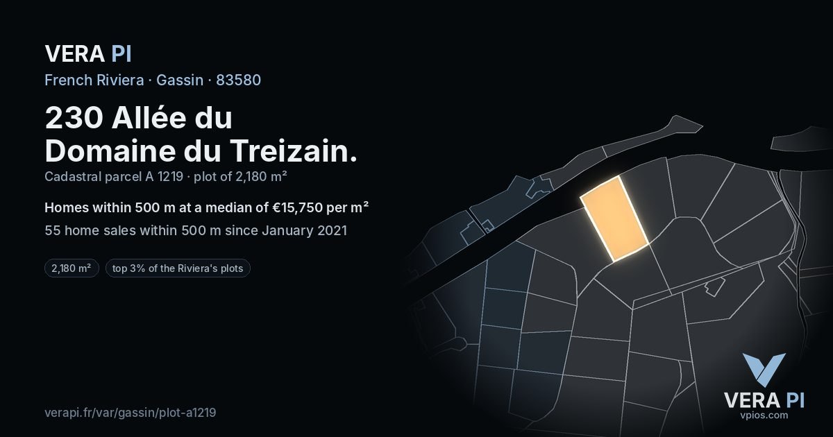 230 Allée du Domaine du Treizain, Gassin at night – the plot lit, the parcels around coloured by the prices near them