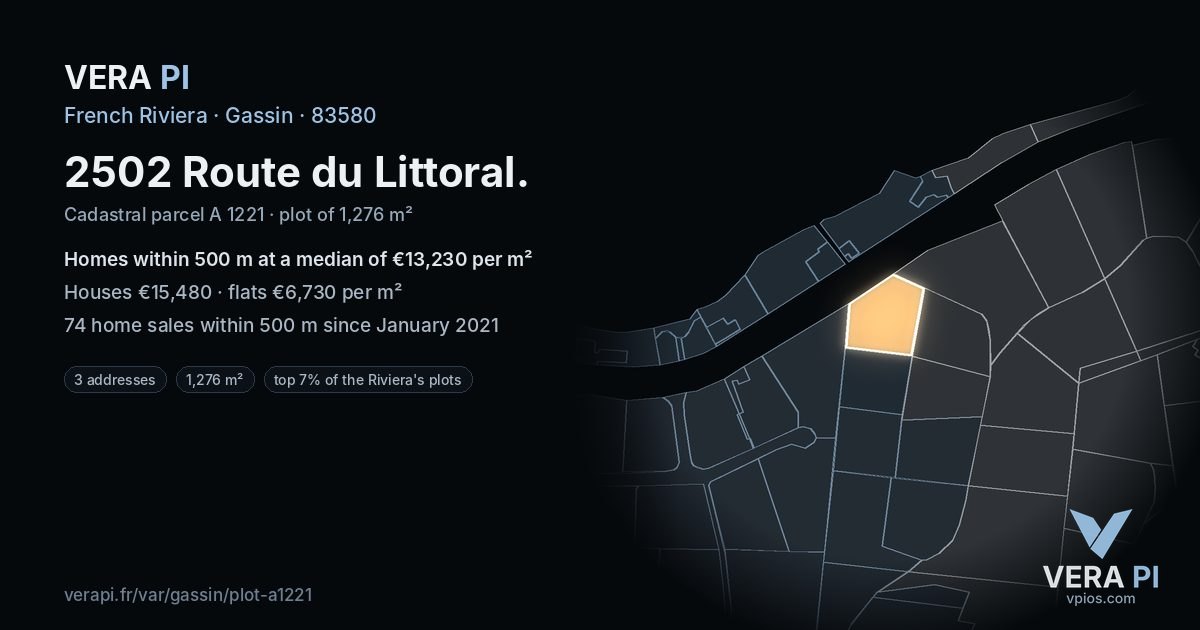 2502 Route du Littoral, Gassin at night – the plot lit, the parcels around coloured by the prices near them