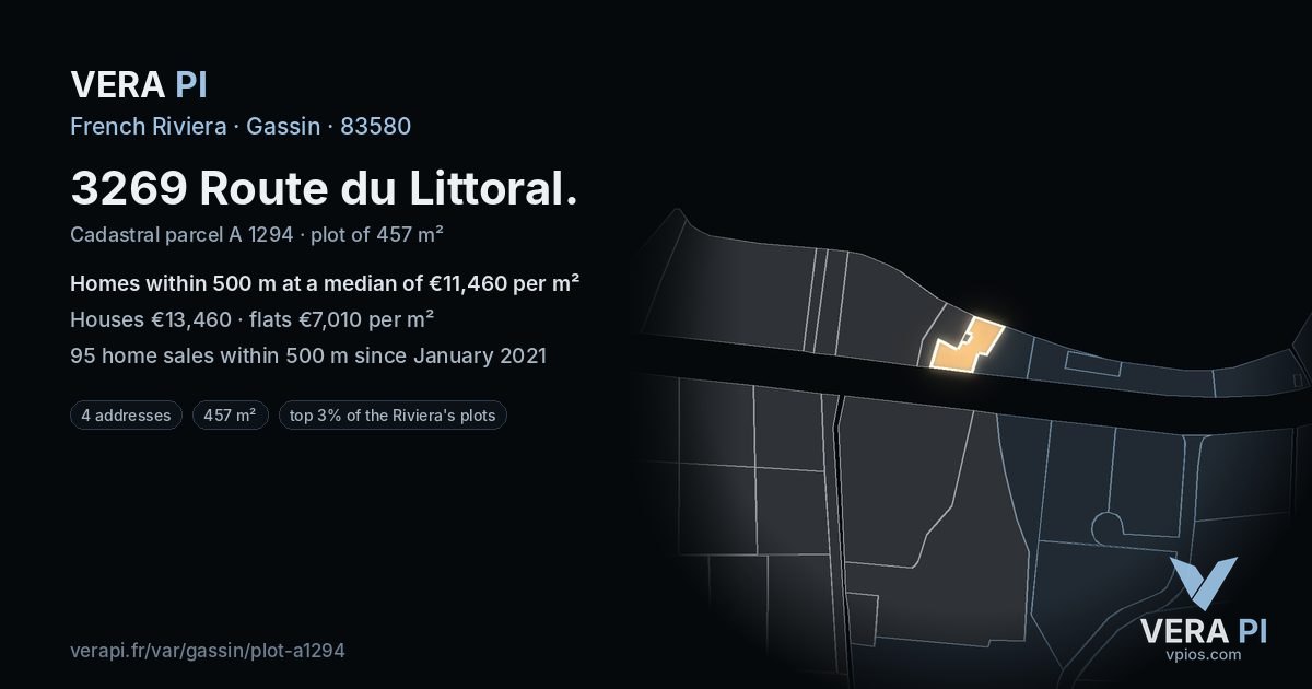3269 Route du Littoral, Gassin at night – the plot lit, the parcels around coloured by the prices near them