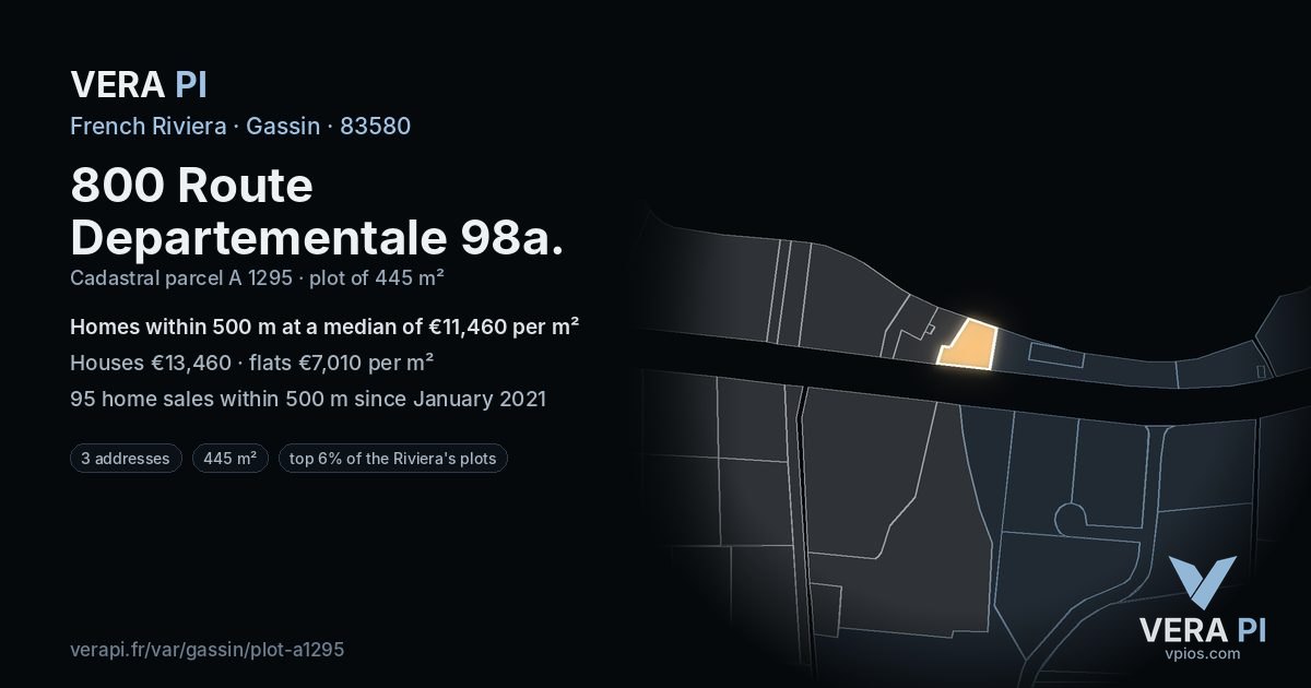 800 Route Departementale 98a, Gassin at night – the plot lit, the parcels around coloured by the prices near them
