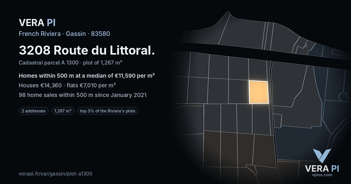 3208 Route du Littoral, Gassin at night – the plot lit, the parcels around coloured by the prices near them