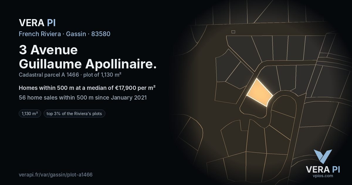 3 Avenue Guillaume Apollinaire, Gassin at night – the plot lit, the parcels around coloured by the prices near them
