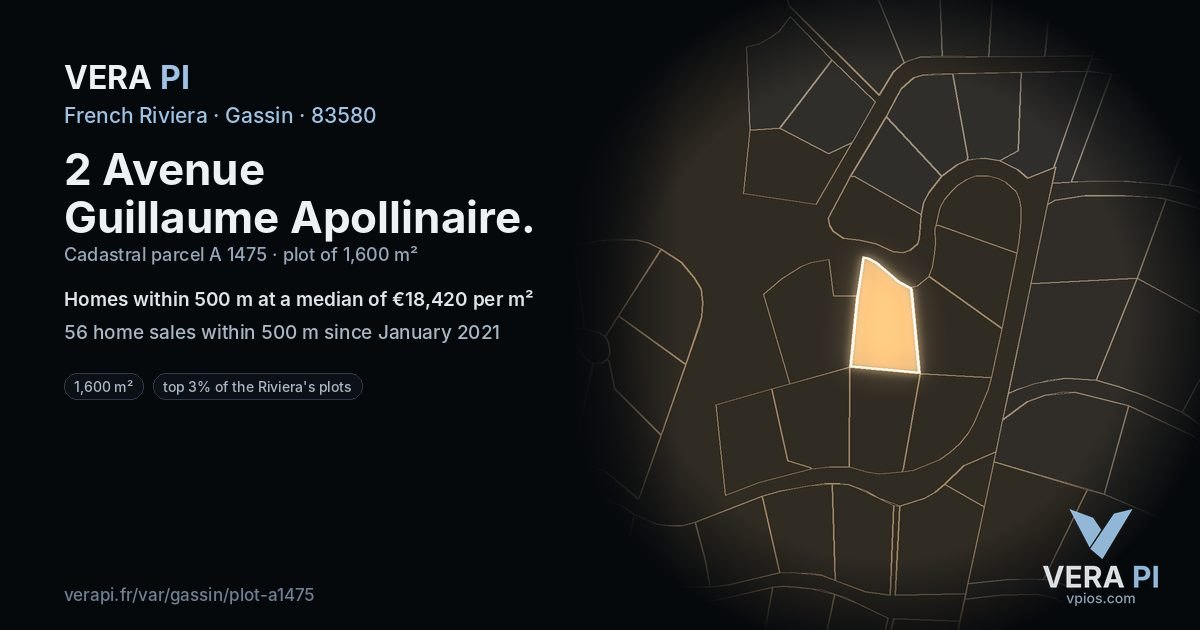 2 Avenue Guillaume Apollinaire, Gassin at night – the plot lit, the parcels around coloured by the prices near them