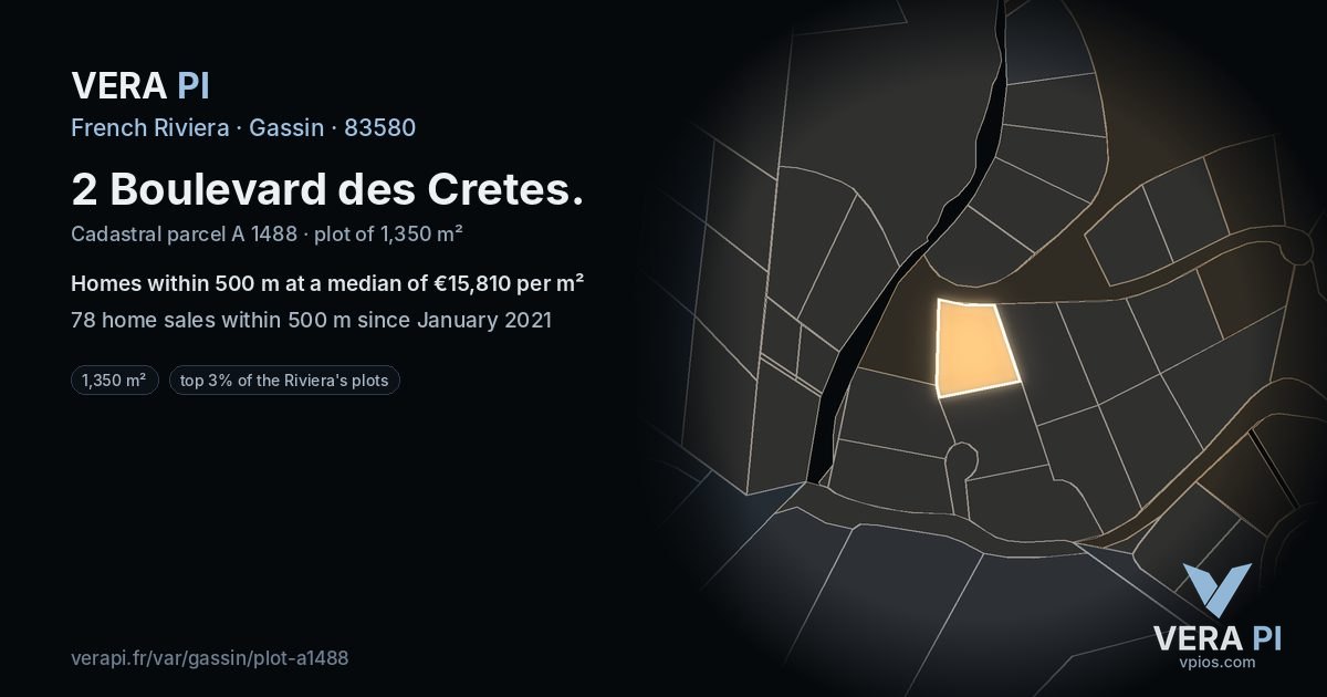2 Boulevard des Cretes, Gassin at night – the plot lit, the parcels around coloured by the prices near them