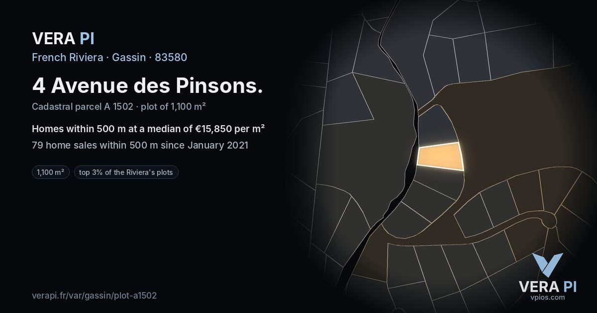 4 Avenue des Pinsons, Gassin at night – the plot lit, the parcels around coloured by the prices near them