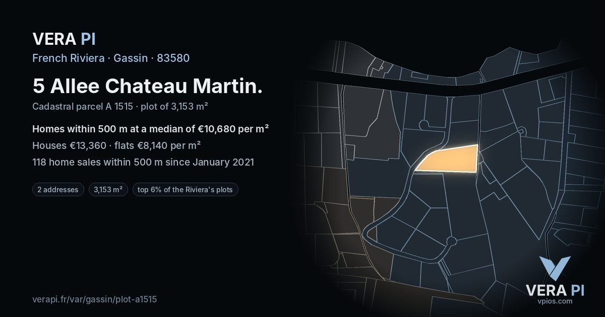 5 Allee Chateau Martin, Gassin at night – the plot lit, the parcels around coloured by the prices near them
