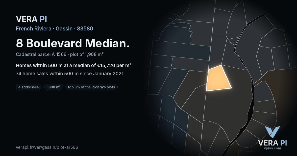 8 Boulevard Median, Gassin at night – the plot lit, the parcels around coloured by the prices near them