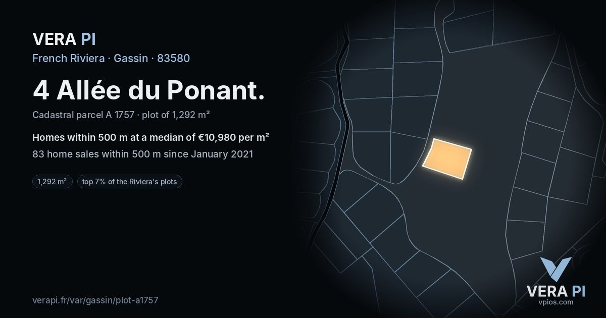 4 Allée du Ponant, Gassin at night – the plot lit, the parcels around coloured by the prices near them