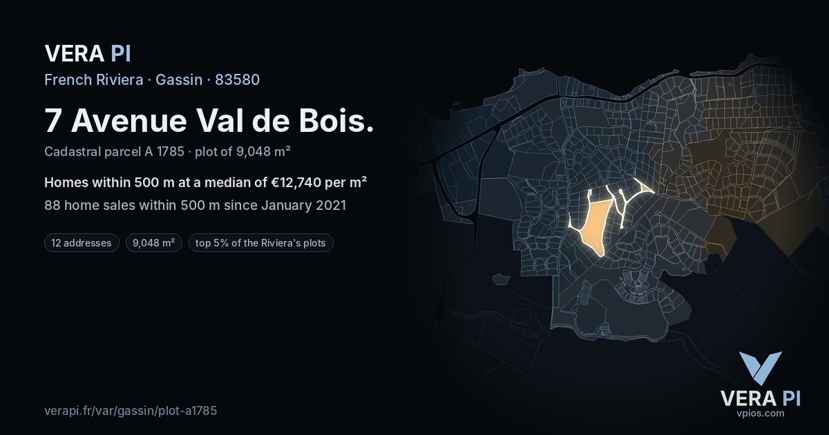7 Avenue Val de Bois, Gassin at night – the plot lit, the parcels around coloured by the prices near them