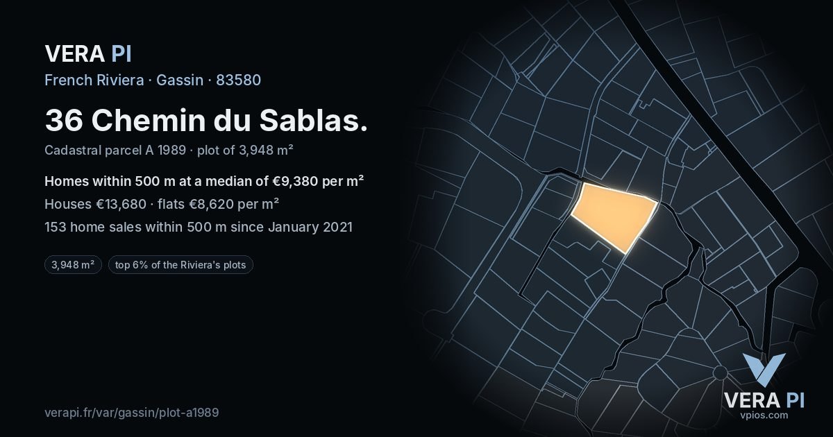 36 Chemin du Sablas, Gassin at night – the plot lit, the parcels around coloured by the prices near them