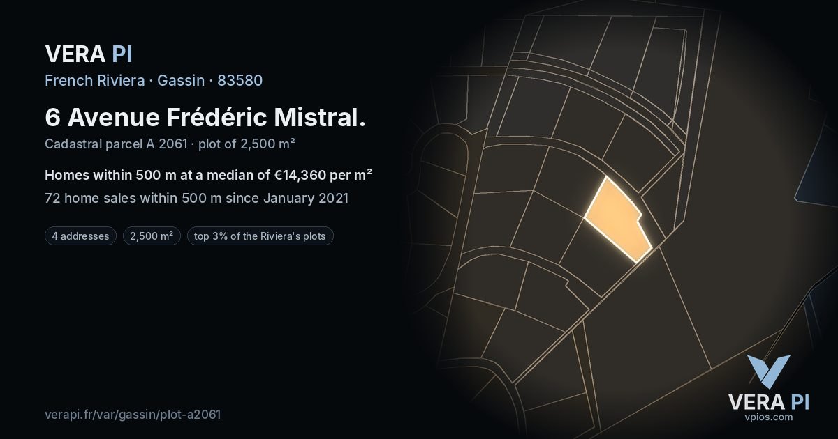 6 Avenue Frédéric Mistral, Gassin at night – the plot lit, the parcels around coloured by the prices near them