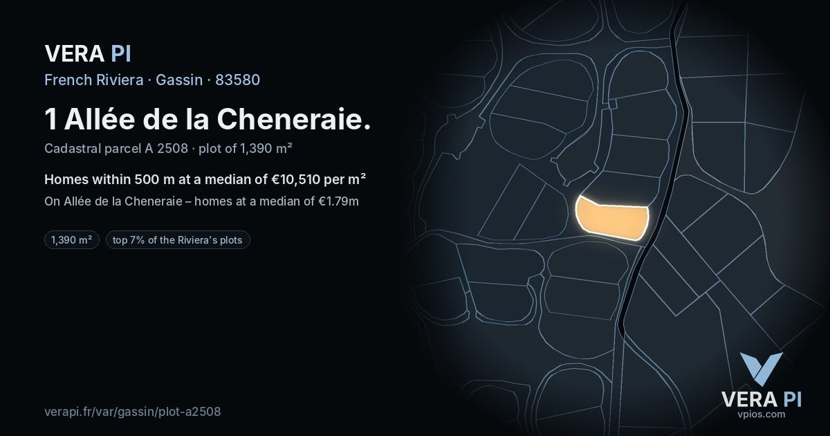 1 Allée de la Cheneraie, Gassin at night – the plot lit, the parcels around coloured by the prices near them
