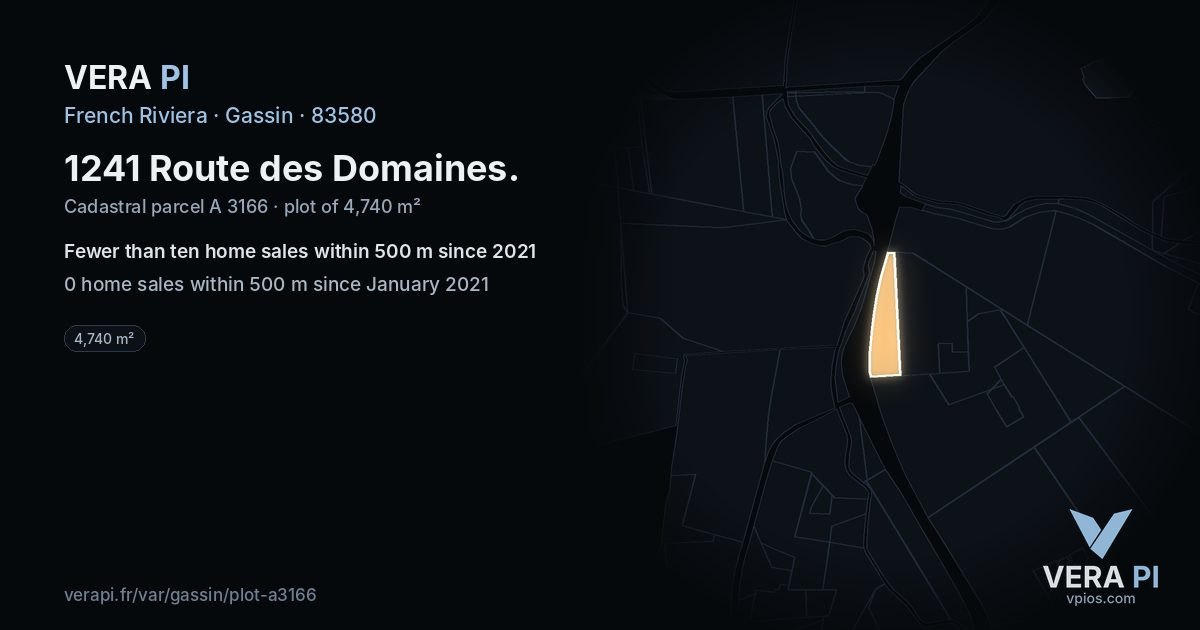 1241 Route des Domaines, Gassin at night – the plot lit, the parcels around coloured by the prices near them