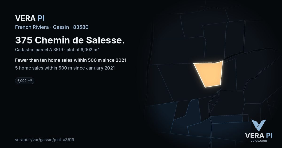 375 Chemin de Salesse, Gassin at night – the plot lit, the parcels around coloured by the prices near them