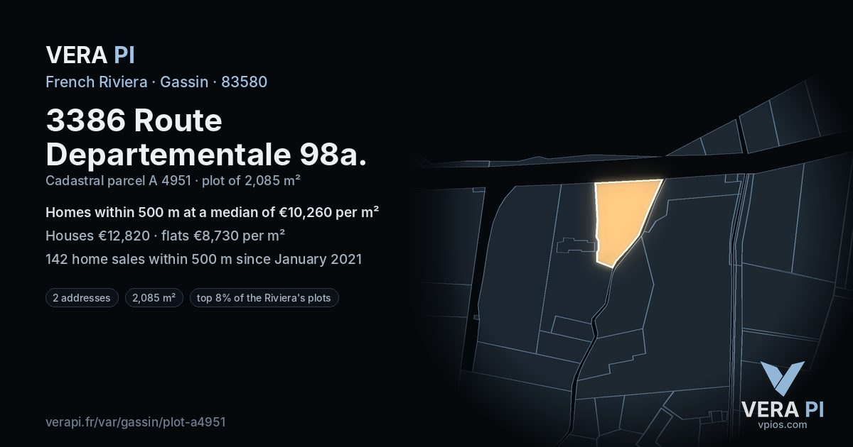3386 Route Departementale 98a, Gassin at night – the plot lit, the parcels around coloured by the prices near them