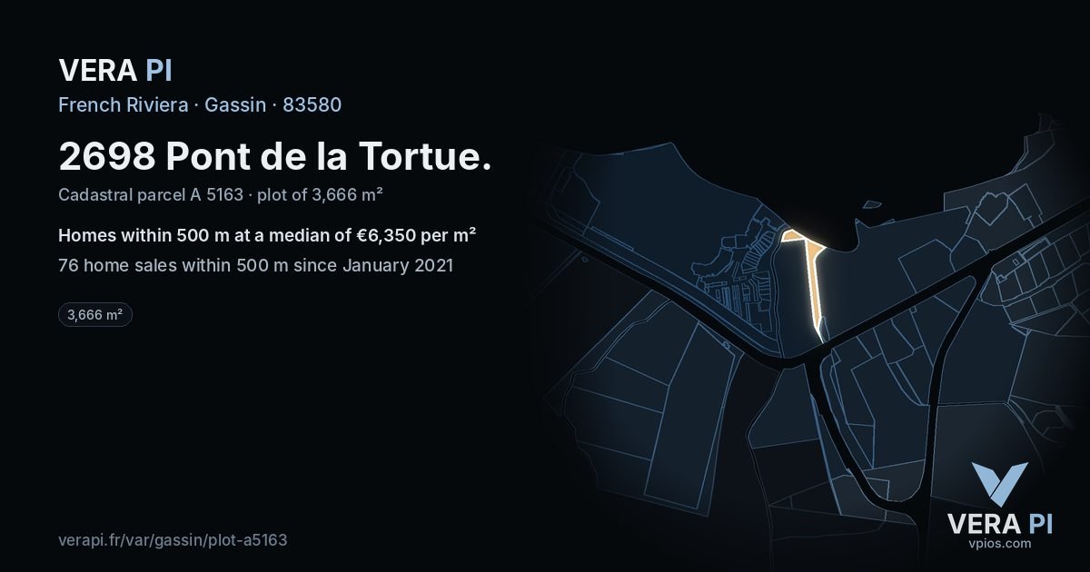 2698 Pont de la Tortue, Gassin at night – the plot lit, the parcels around coloured by the prices near them