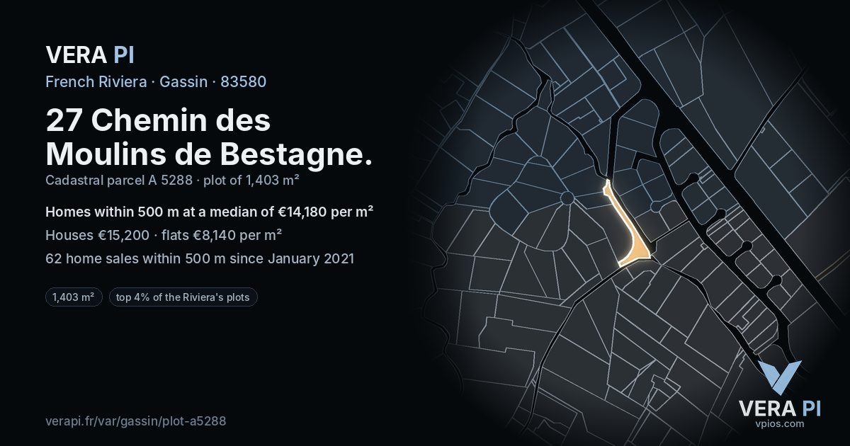 27 Chemin des Moulins de Bestagne, Gassin at night – the plot lit, the parcels around coloured by the prices near them