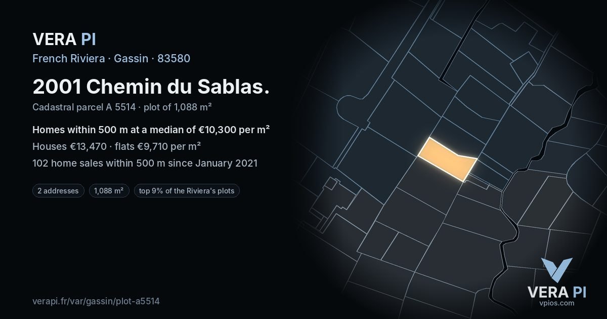 2001 Chemin du Sablas, Gassin at night – the plot lit, the parcels around coloured by the prices near them