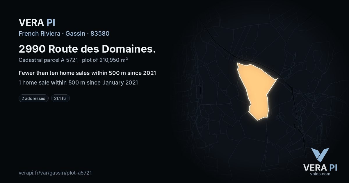 2990 Route des Domaines, Gassin at night – the plot lit, the parcels around coloured by the prices near them