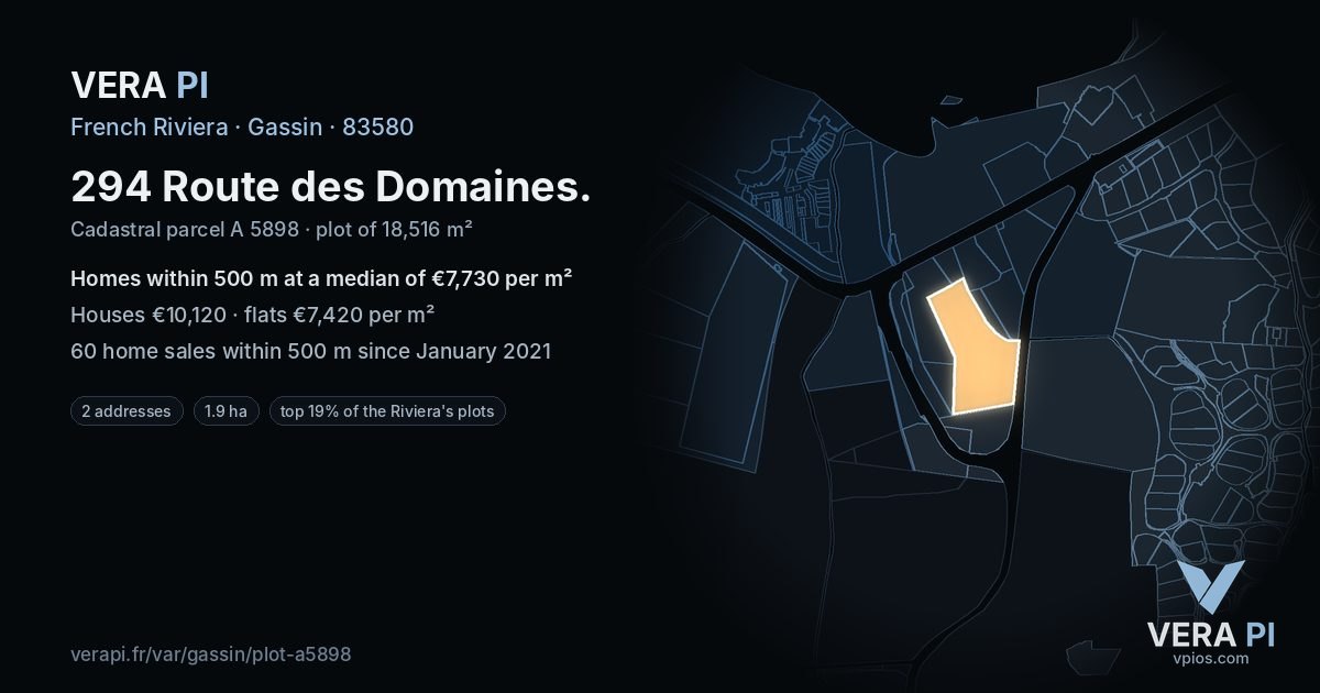 294 Route des Domaines, Gassin at night – the plot lit, the parcels around coloured by the prices near them