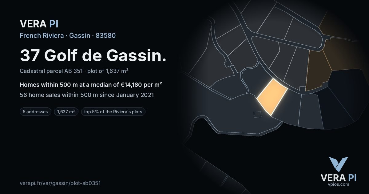 37 Golf de Gassin, Gassin at night – the plot lit, the parcels around coloured by the prices near them
