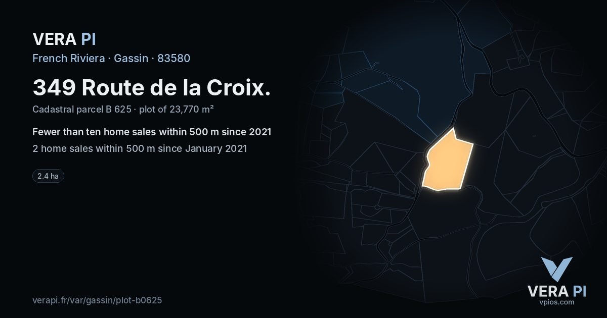 349 Route de la Croix, Gassin at night – the plot lit, the parcels around coloured by the prices near them