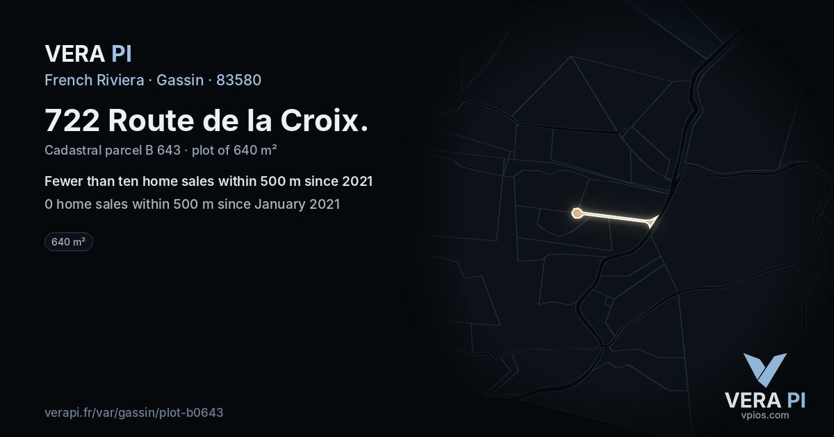 722 Route de la Croix, Gassin at night – the plot lit, the parcels around coloured by the prices near them