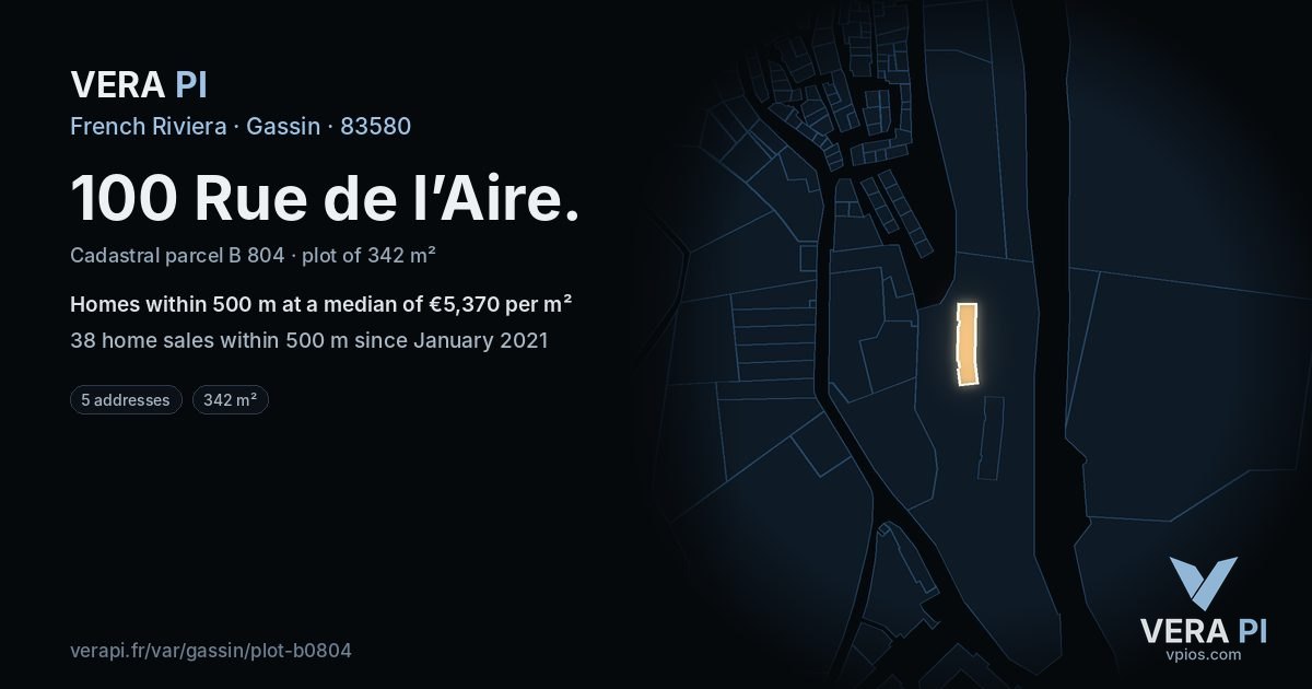 100 Rue de l’Aire, Gassin at night – the plot lit, the parcels around coloured by the prices near them