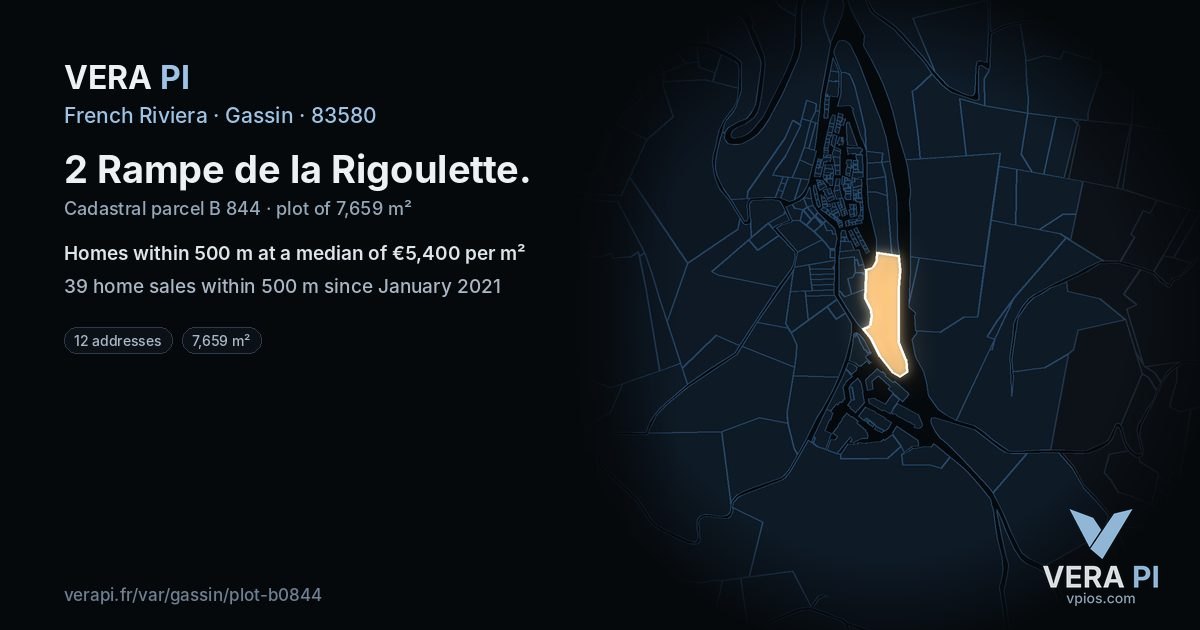 2 Rampe de la Rigoulette, Gassin at night – the plot lit, the parcels around coloured by the prices near them
