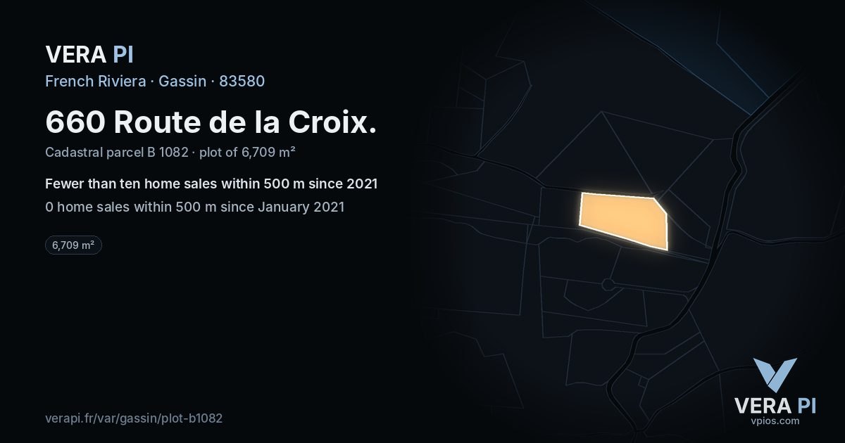 660 Route de la Croix, Gassin at night – the plot lit, the parcels around coloured by the prices near them