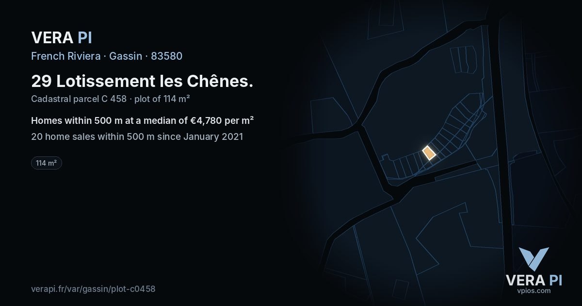 29 Lotissement les Chênes, Gassin at night – the plot lit, the parcels around coloured by the prices near them