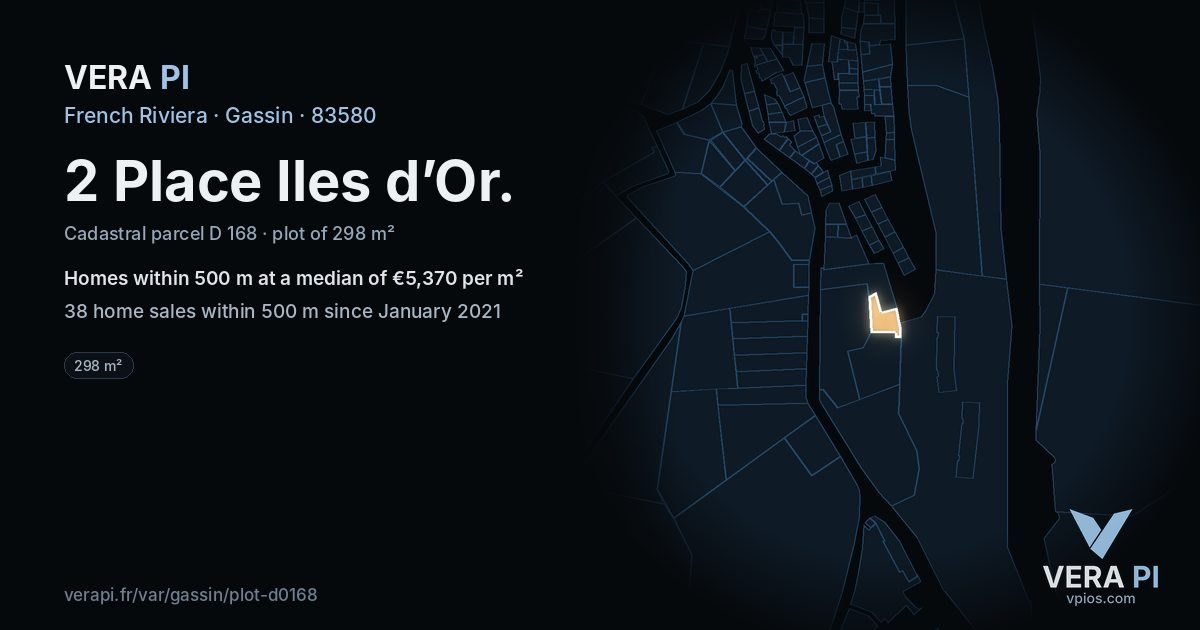 2 Place Iles d’Or, Gassin at night – the plot lit, the parcels around coloured by the prices near them