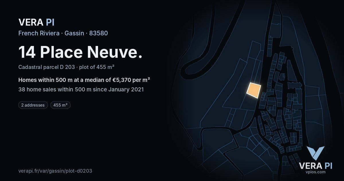 14 Place Neuve, Gassin at night – the plot lit, the parcels around coloured by the prices near them